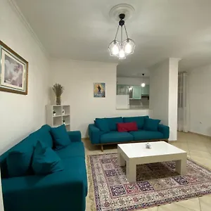 chlo-apartment-3-tirana.albaniahotels.org/